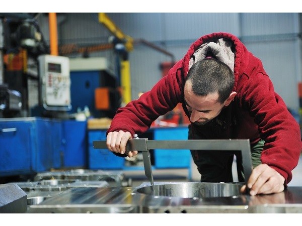 五金沖壓加工廠，模具調(diào)試的3個(gè)不良分析