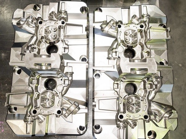 多工位級進(jìn)模