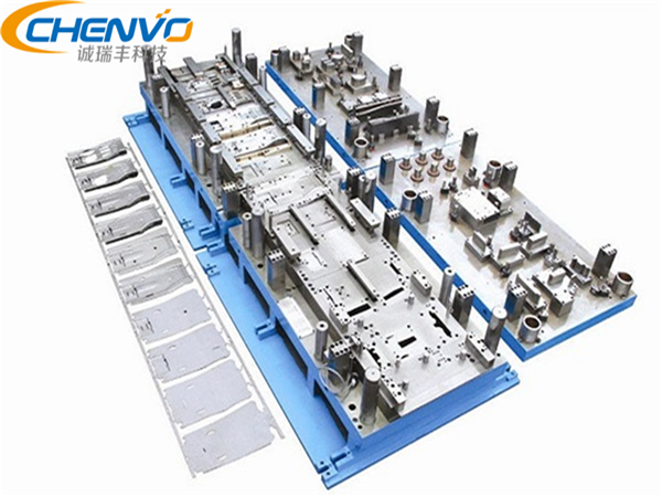 五金沖壓模具的引導(dǎo)沖是用來干嘛的？